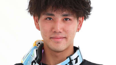 山田 康介